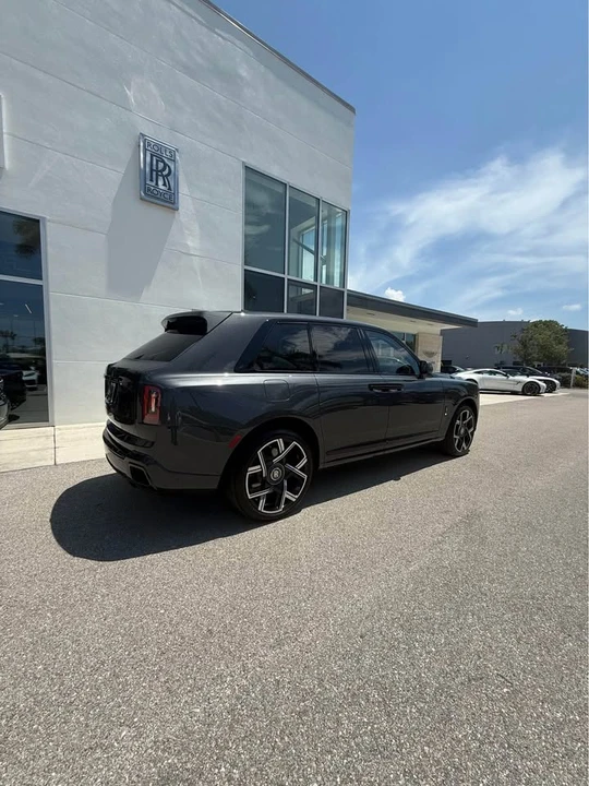 2027 Rolls-Royce Cullinan Black Badge - Image 3 of 15