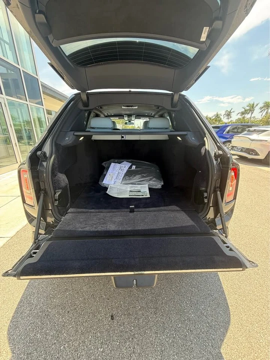 2027 Rolls-Royce Cullinan Black Badge - Image 10 of 15