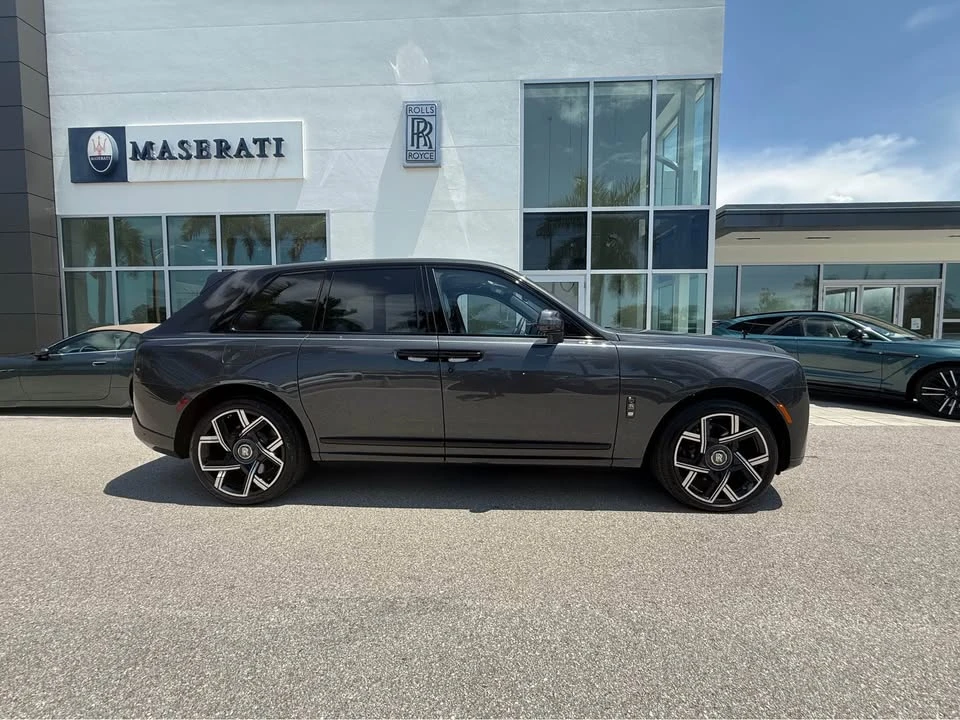 2027 Rolls-Royce Cullinan Black Badge - Image 14 of 15