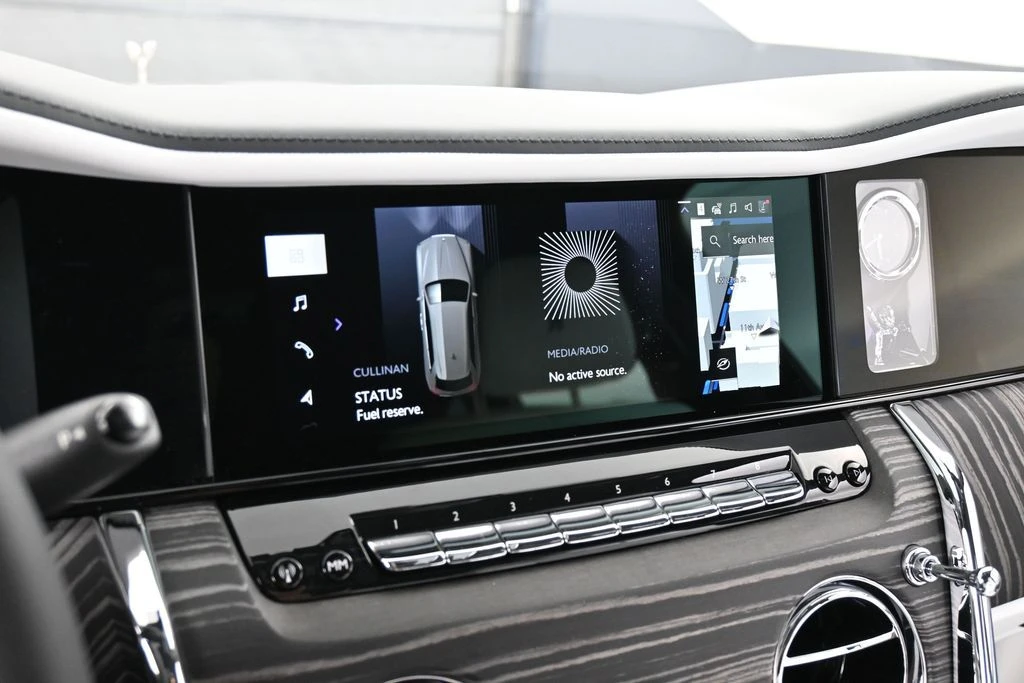 2027 Rolls-Royce Cullinan - Image 20 of 31