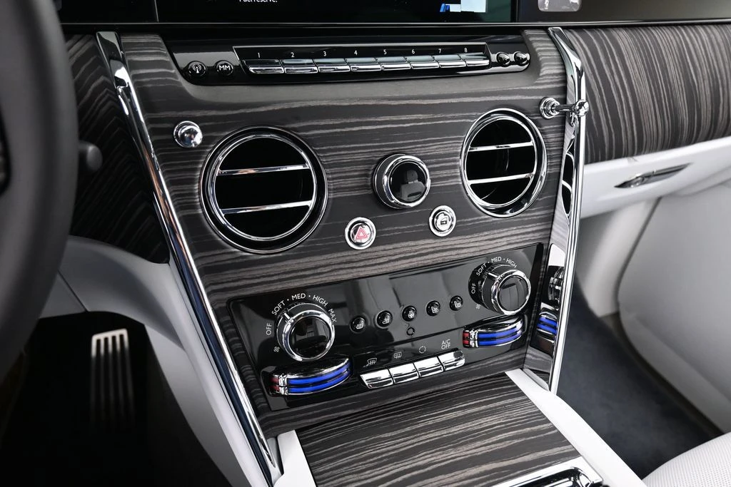 2027 Rolls-Royce Cullinan - Image 21 of 31