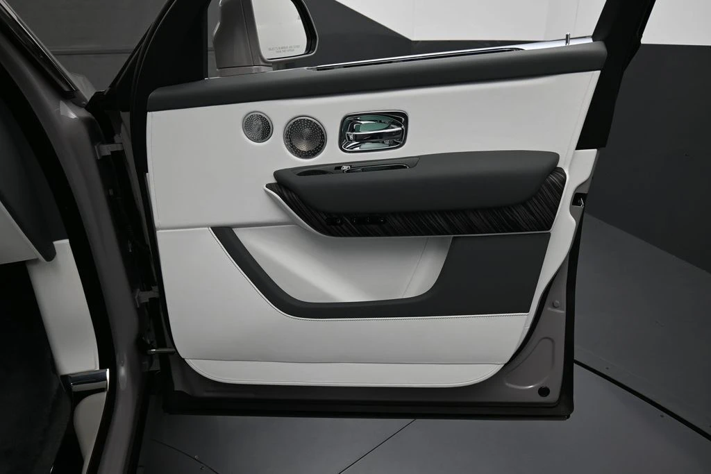 2027 Rolls-Royce Cullinan - Image 30 of 31