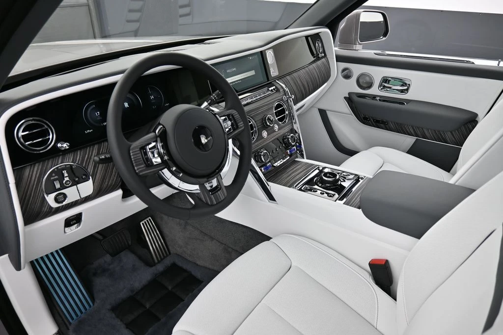 2027 Rolls-Royce Cullinan - Image 4 of 31