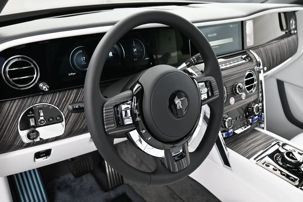 2027 Rolls-Royce Cullinan - Image 16 of 31