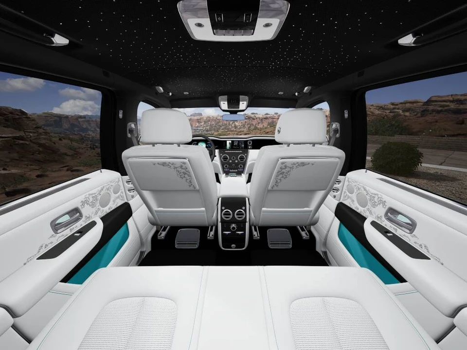 2027 Rolls-Royce Cullinan - Image 13 of 16