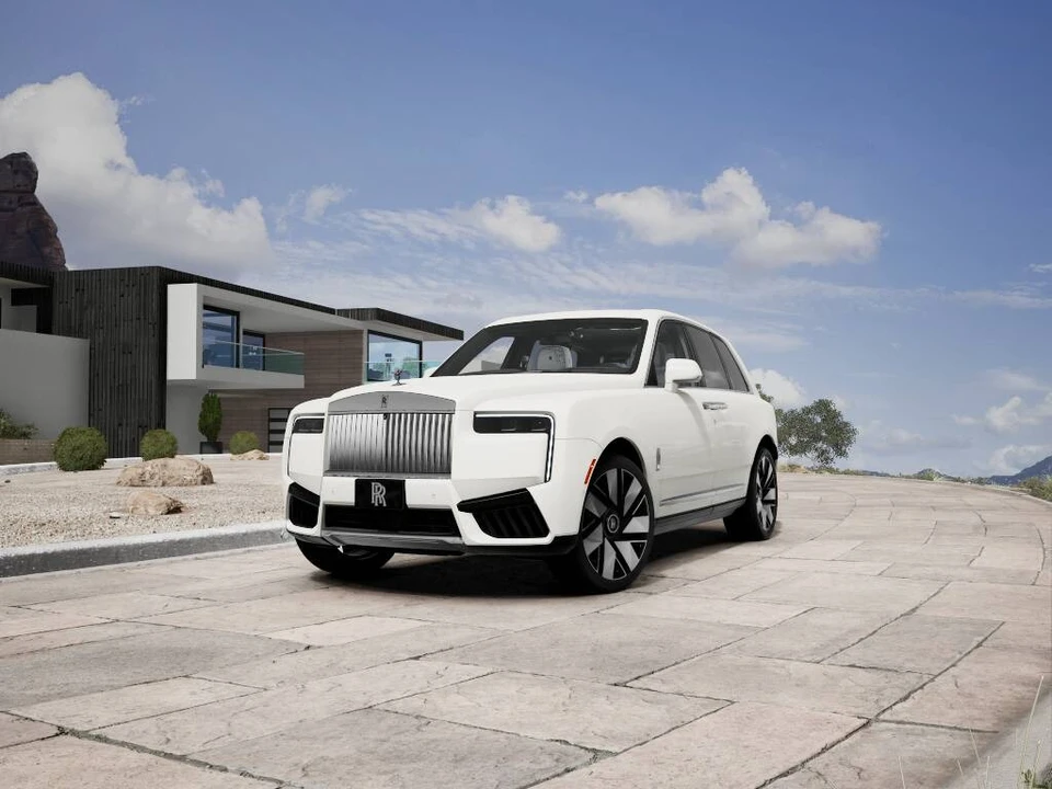2027 Rolls-Royce Cullinan - Image 2 of 16