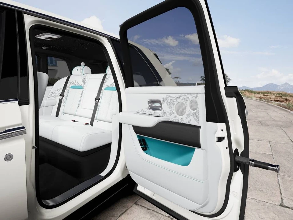 2027 Rolls-Royce Cullinan - Image 15 of 16