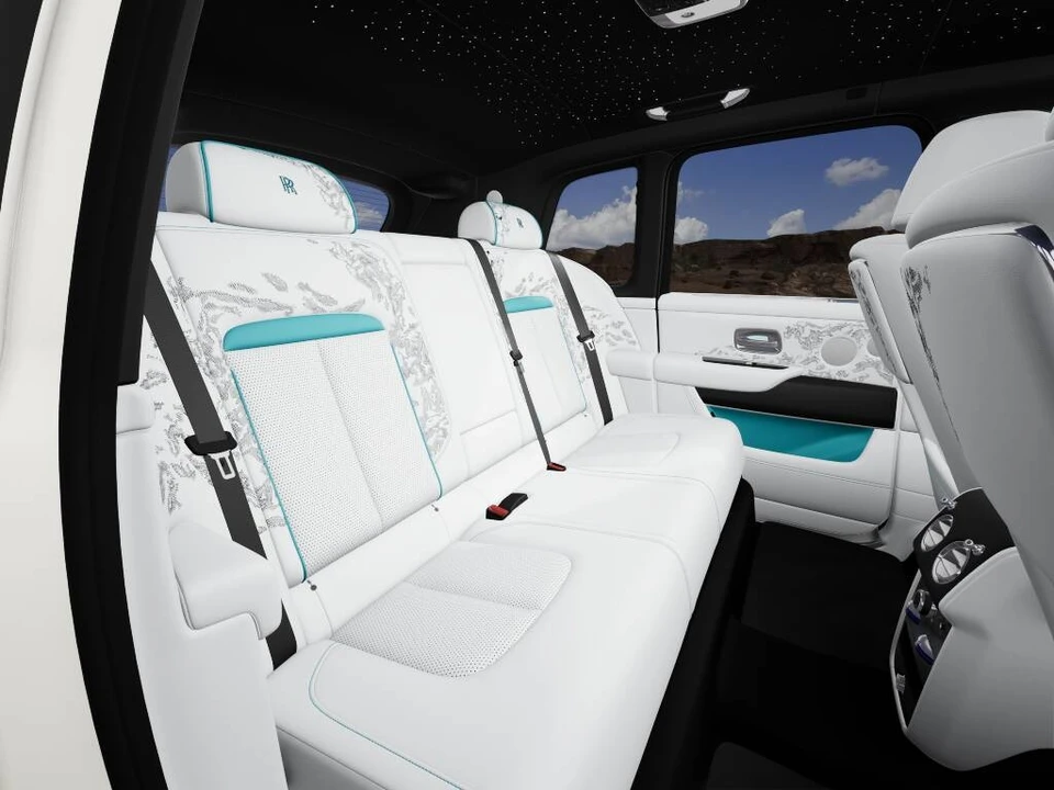 2027 Rolls-Royce Cullinan - Image 9 of 16