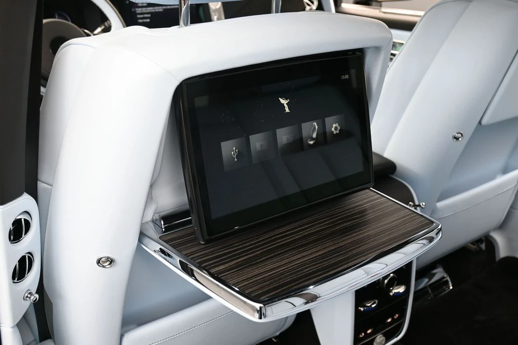 2027 Rolls-Royce Cullinan - Image 25 of 31