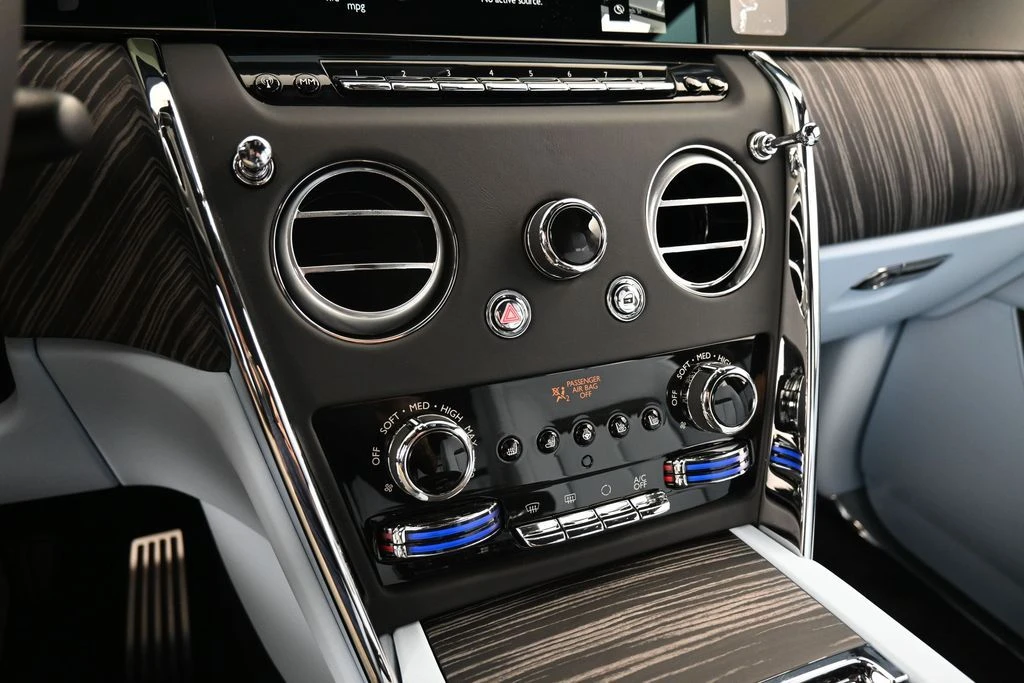2027 Rolls-Royce Cullinan - Image 21 of 31