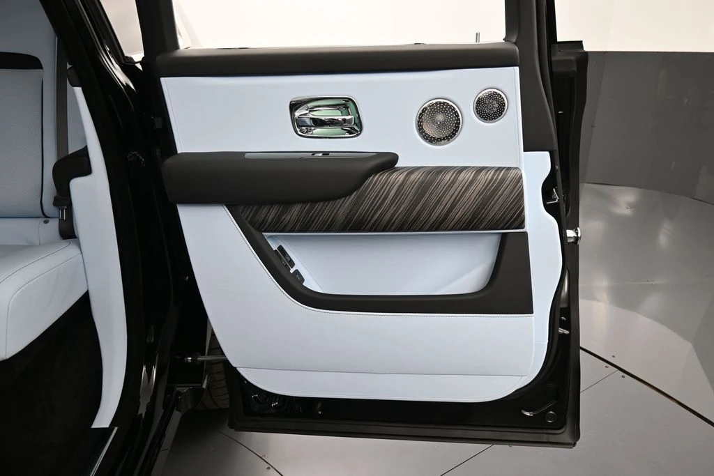 2027 Rolls-Royce Cullinan - Image 23 of 31