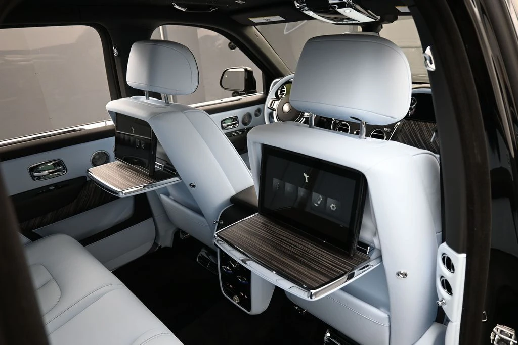 2027 Rolls-Royce Cullinan - Image 28 of 31
