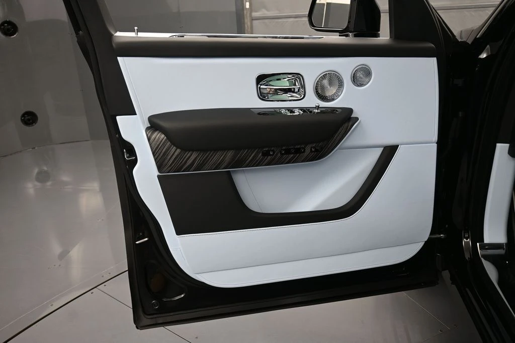 2027 Rolls-Royce Cullinan - Image 15 of 31