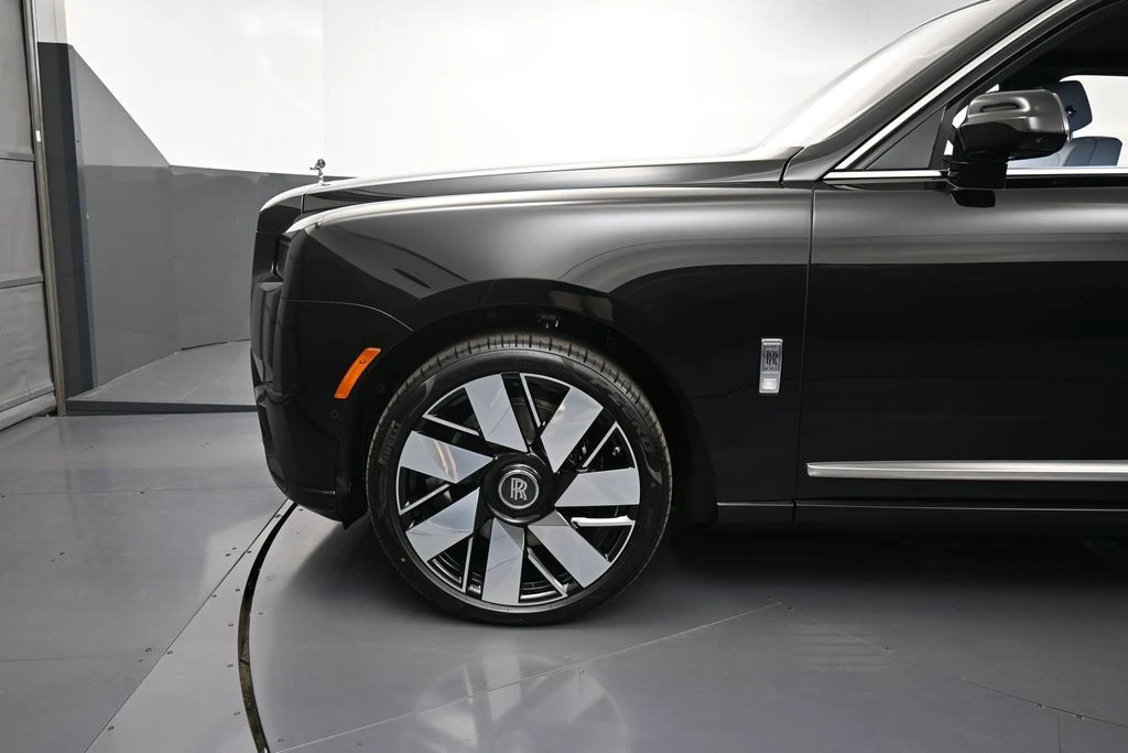 2027 Rolls-Royce Cullinan - Image 12 of 31