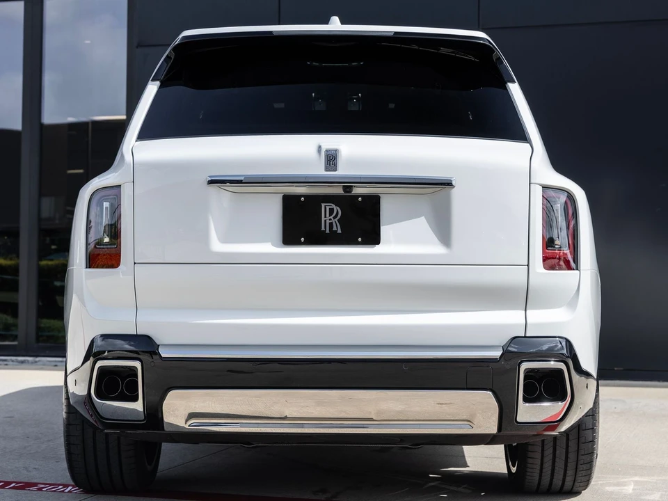 2027 Rolls-Royce Cullinan - Image 10 of 31