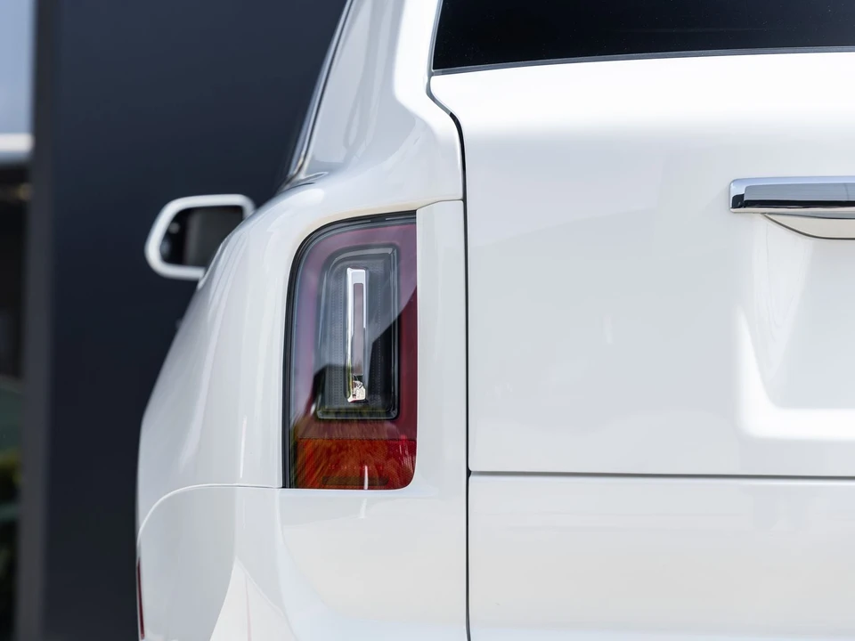 2027 Rolls-Royce Cullinan - Image 14 of 31