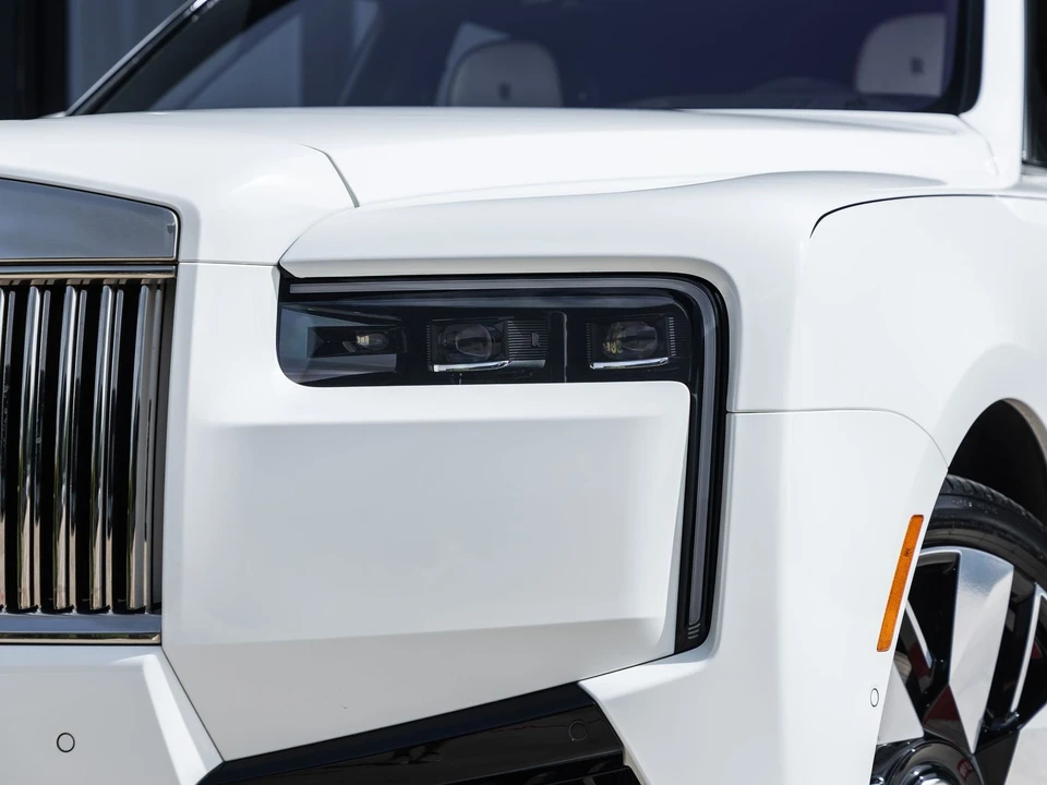 2027 Rolls-Royce Cullinan - Image 17 of 31