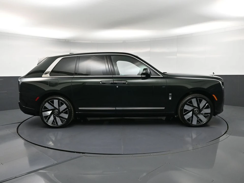 2027 Rolls-Royce Cullinan - Image 9 of 31