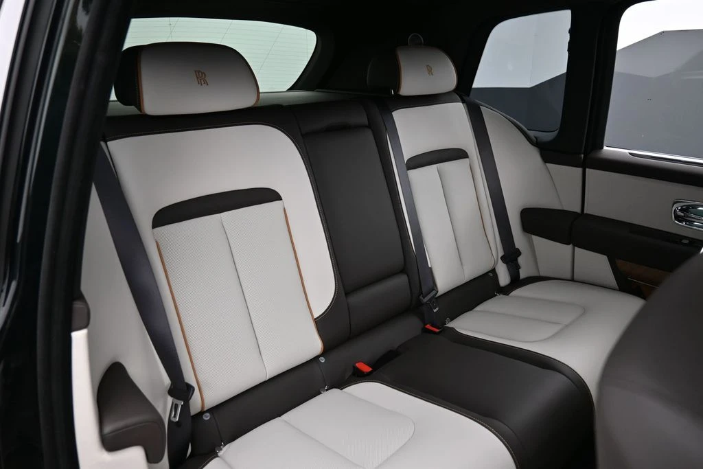 2027 Rolls-Royce Cullinan - Image 28 of 31