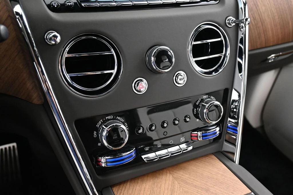 2027 Rolls-Royce Cullinan - Image 21 of 31