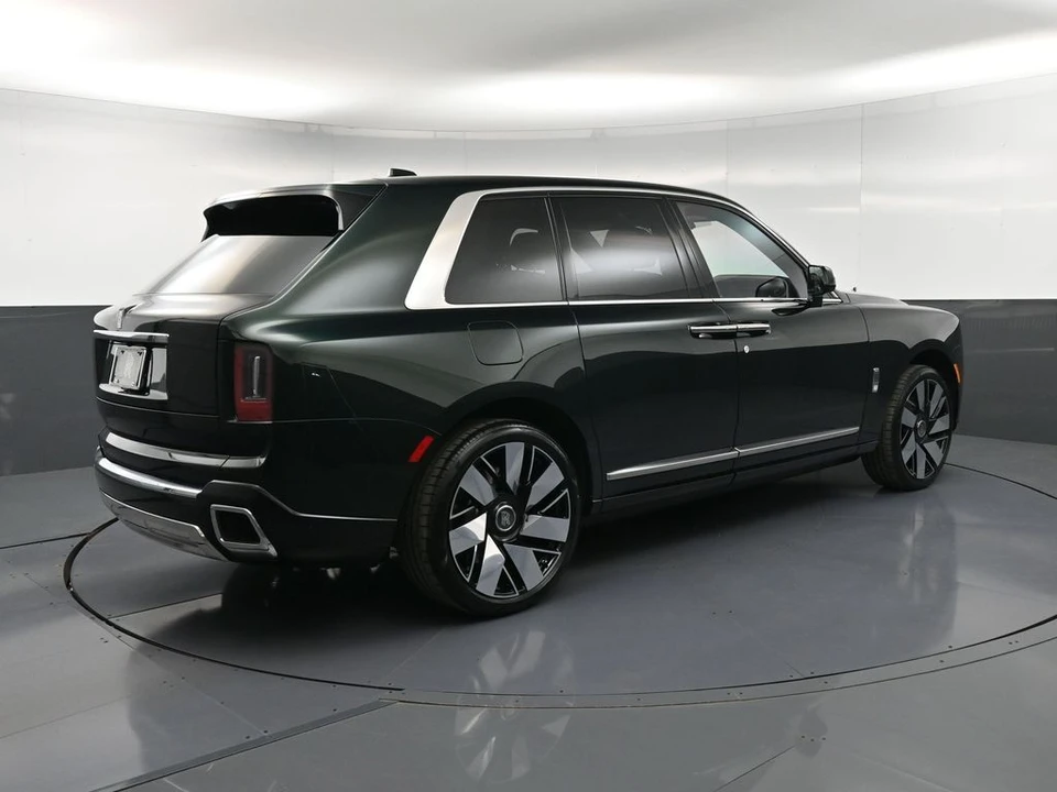 2027 Rolls-Royce Cullinan - Image 8 of 31