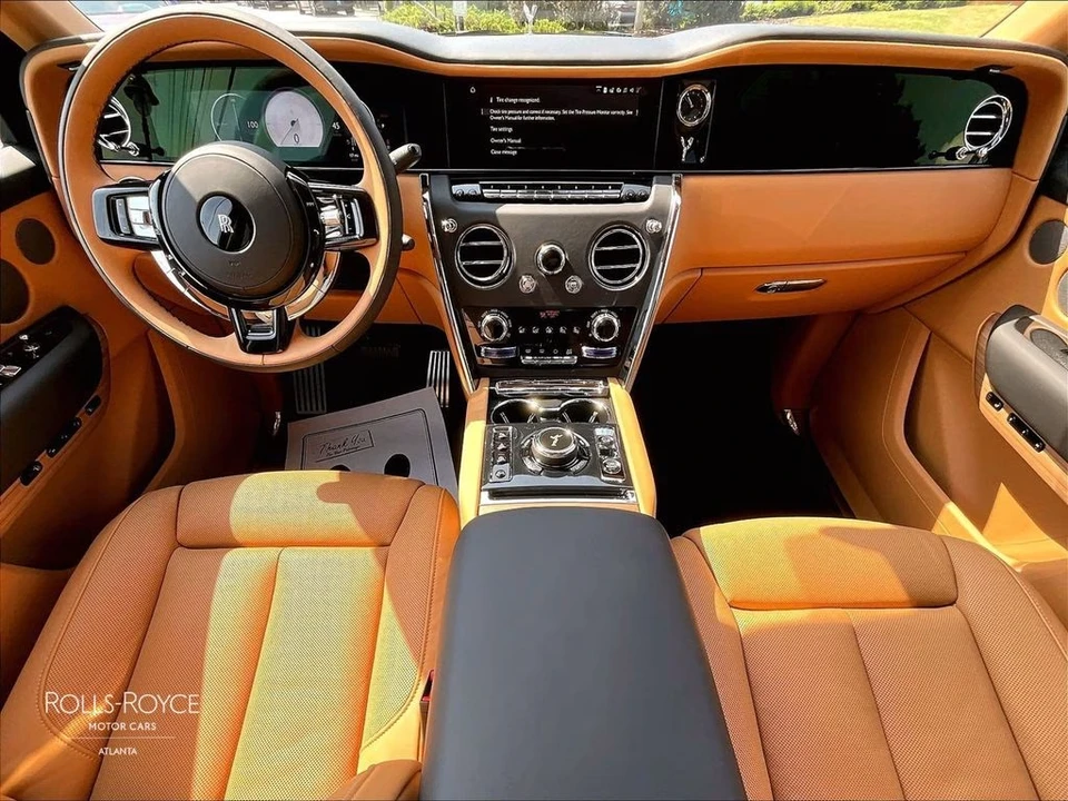 2027 Rolls-Royce Cullinan - Image 5 of 16