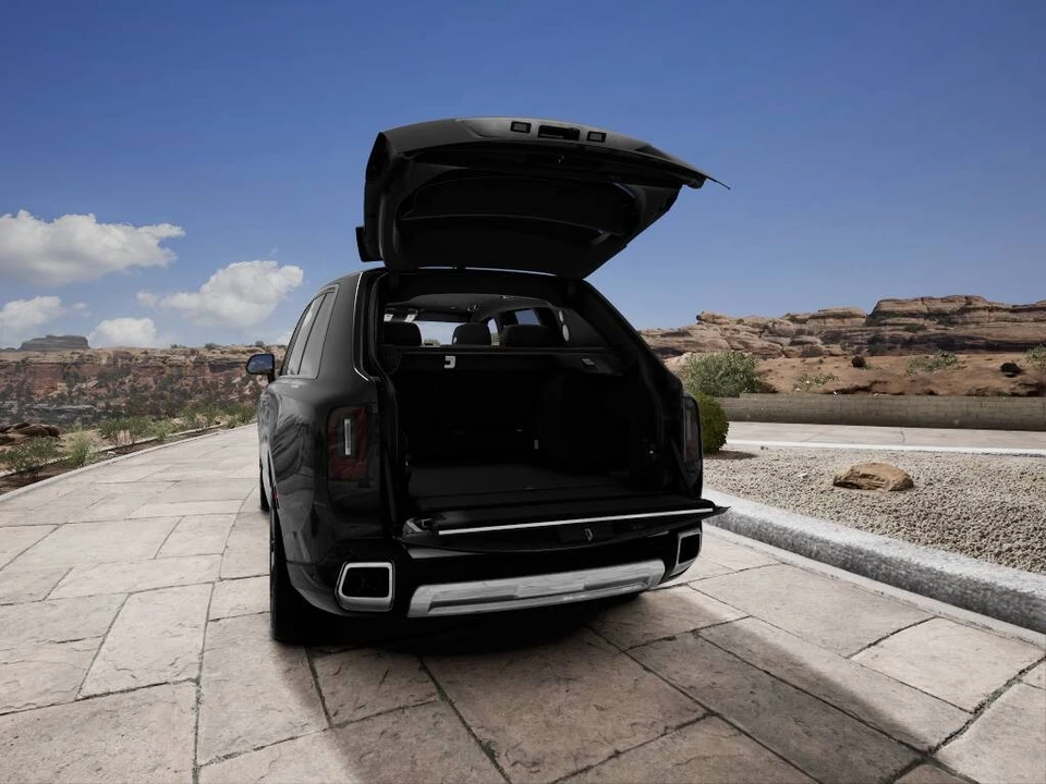 2027 Rolls-Royce Cullinan - Image 10 of 15