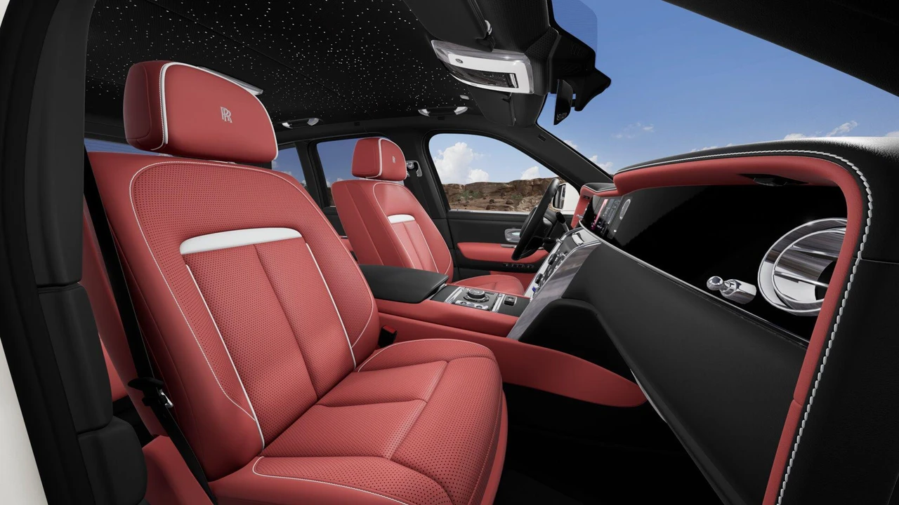 2027 Rolls-Royce Cullinan - Image 4 of 10