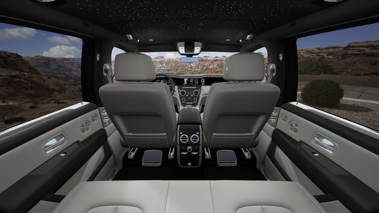 2027 Rolls-Royce Cullinan - Image 8 of 9