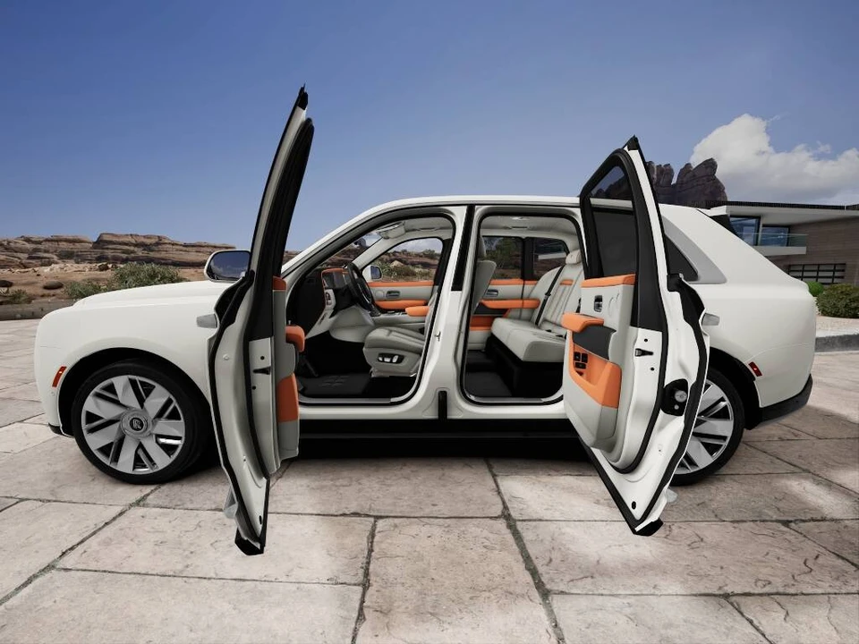 2027 Rolls-Royce Cullinan - Image 15 of 15