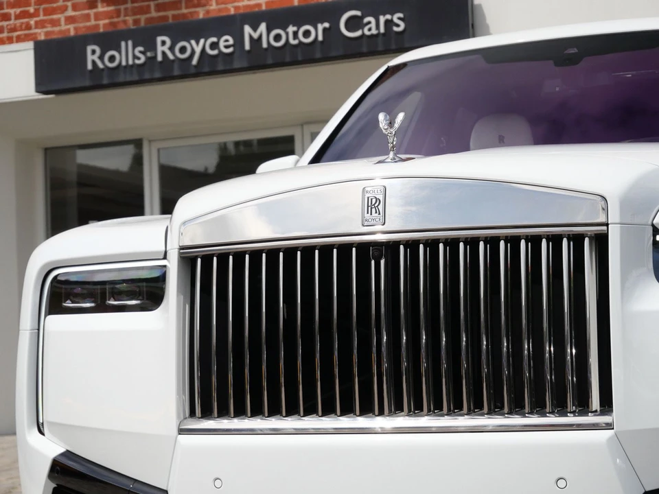 2027 Rolls-Royce Cullinan - Image 7 of 31
