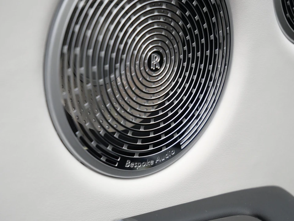 2027 Rolls-Royce Cullinan - Image 24 of 31