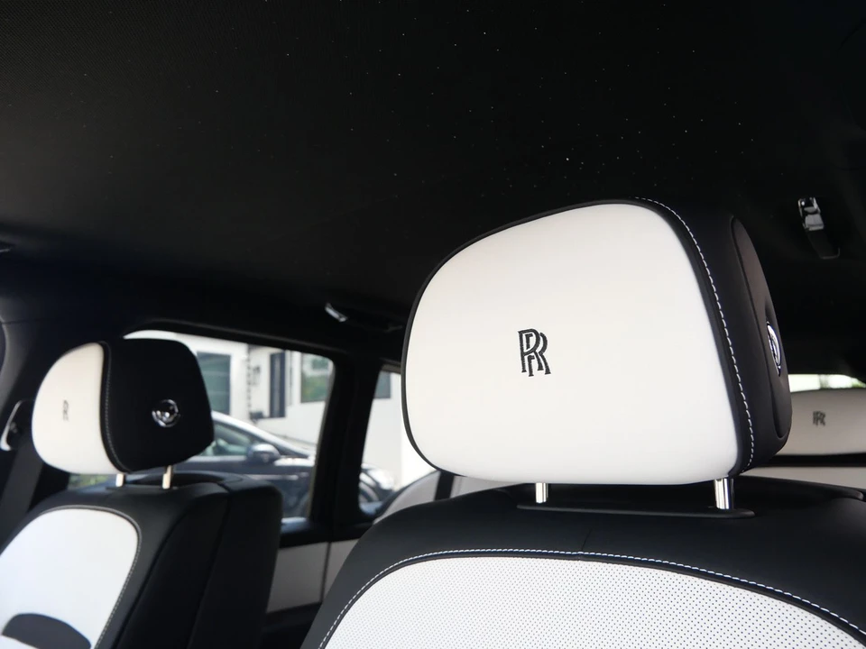 2027 Rolls-Royce Cullinan - Image 10 of 31