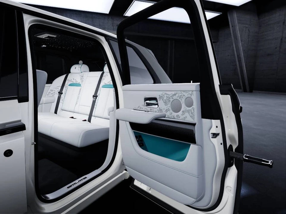 2027 Rolls-Royce Cullinan - Image 13 of 14