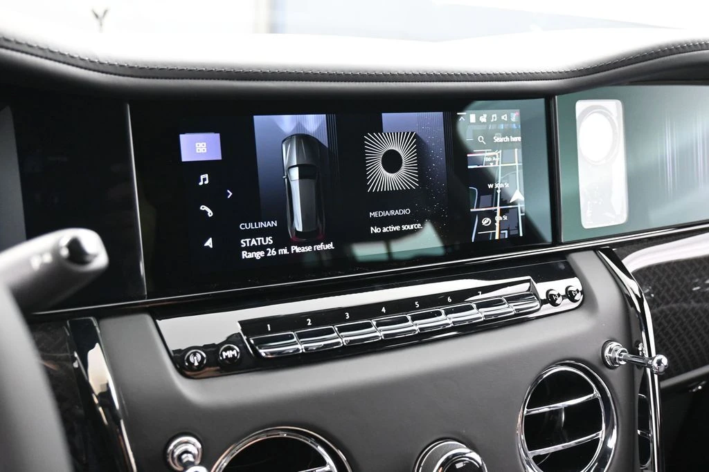 2027 Rolls-Royce Cullinan - Image 21 of 31