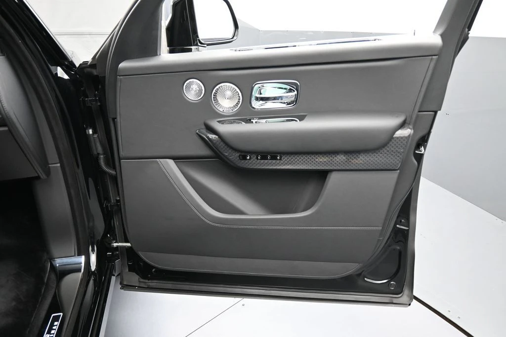 2027 Rolls-Royce Cullinan - Image 31 of 31