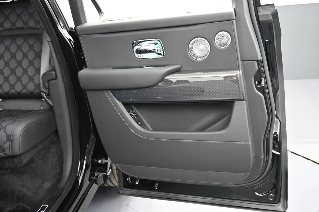 2027 Rolls-Royce Cullinan - Image 24 of 31