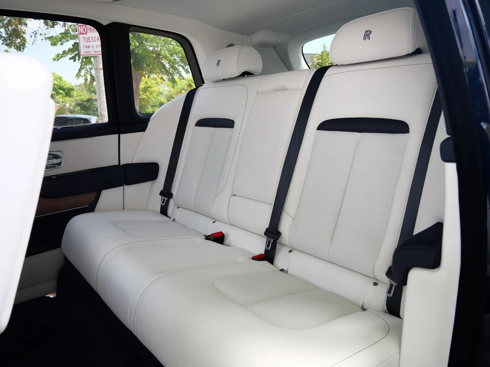 2027 Rolls-Royce Cullinan - Image 8 of 31
