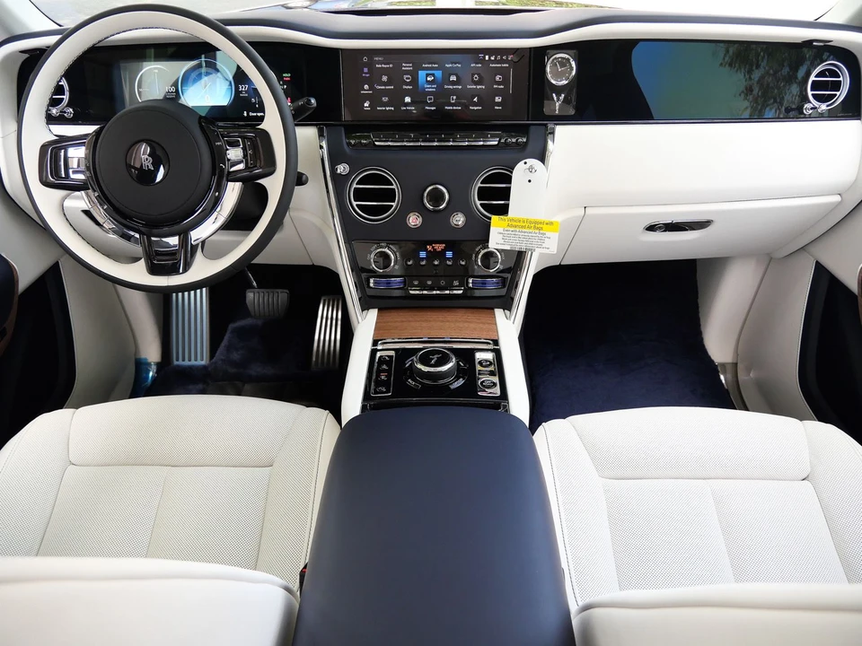 2027 Rolls-Royce Cullinan - Image 4 of 31