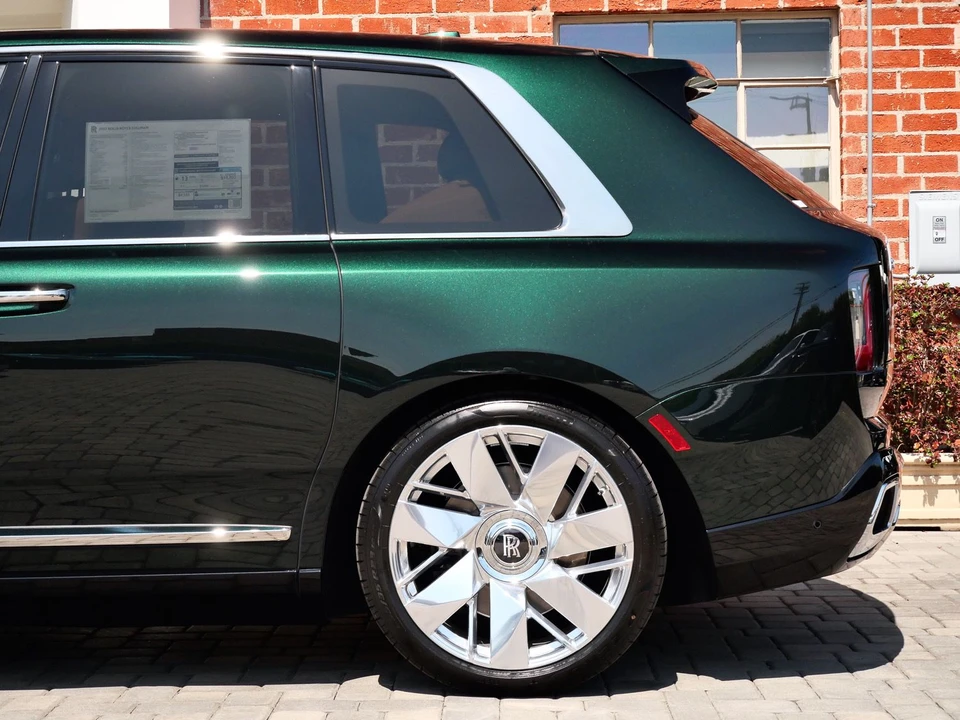 2027 Rolls-Royce Cullinan - Image 23 of 31