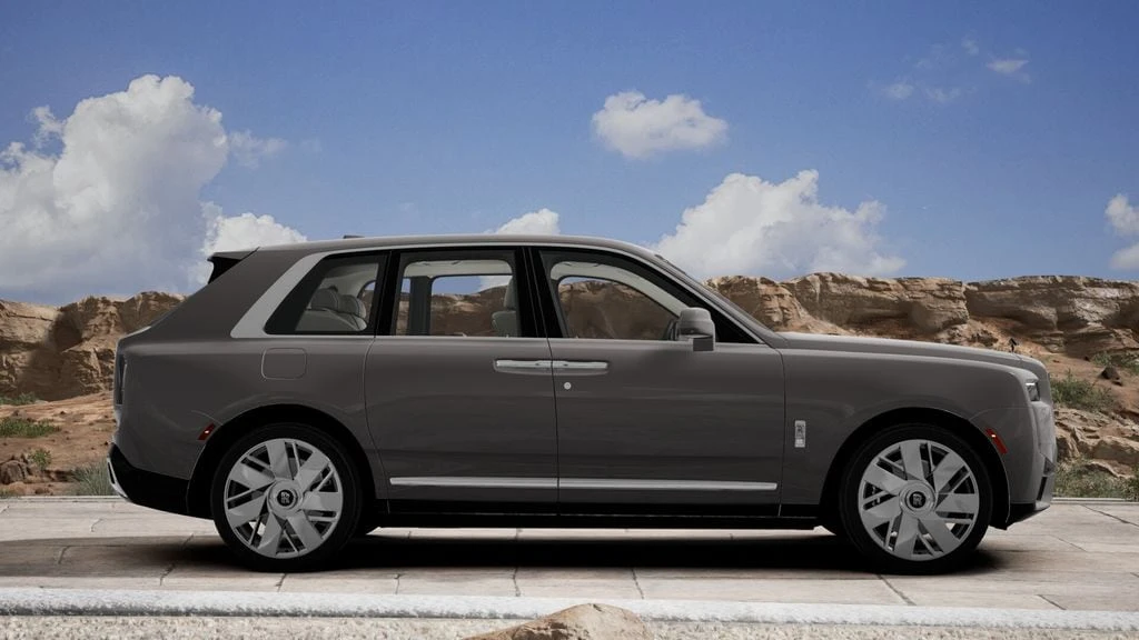 2027 Rolls-Royce Cullinan - Image 2 of 8