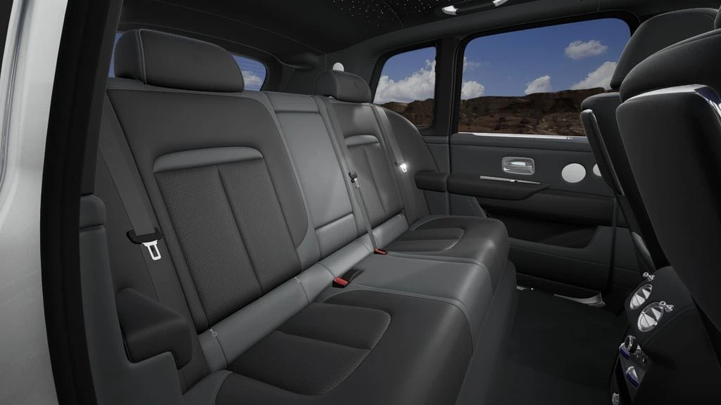2027 Rolls-Royce Cullinan - Image 8 of 8