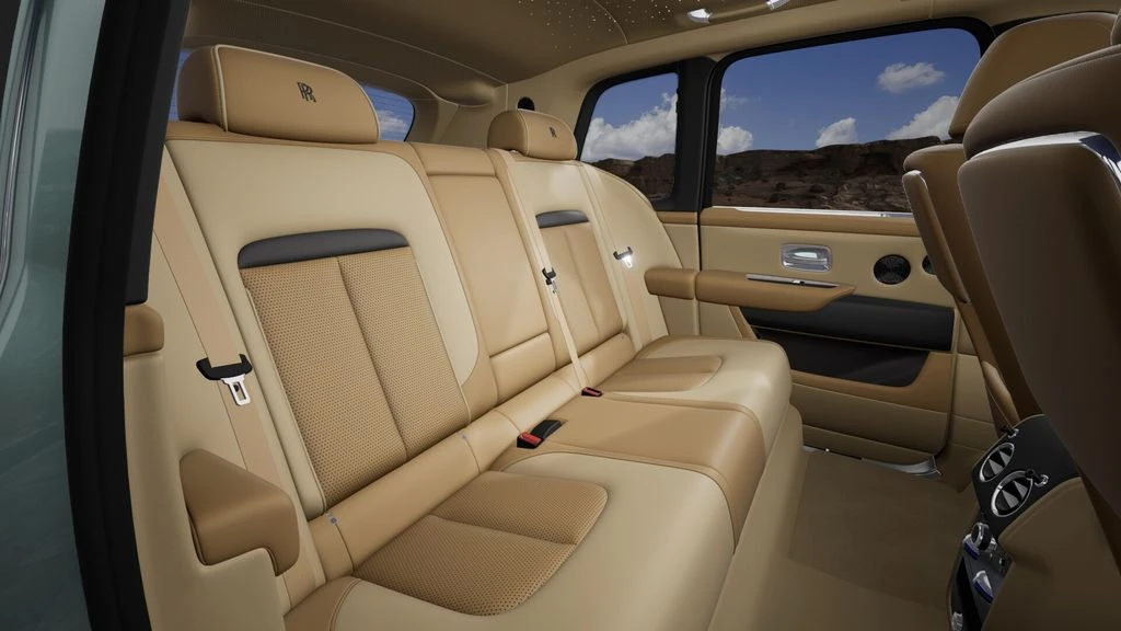 2027 Rolls-Royce Cullinan - Image 8 of 8