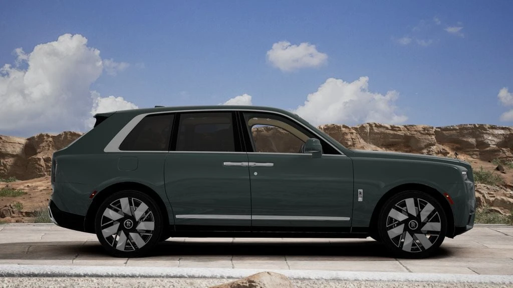 2027 Rolls-Royce Cullinan - Image 2 of 8