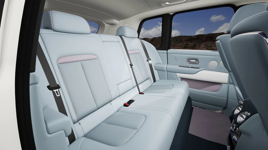 2027 Rolls-Royce Cullinan - Image 8 of 8