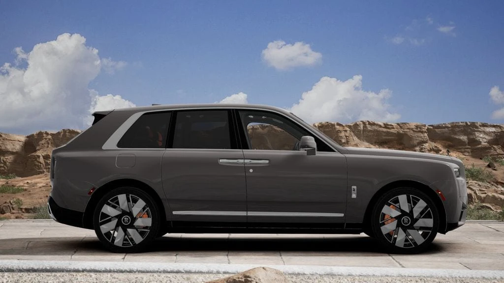 2027 Rolls-Royce Cullinan - Image 2 of 8