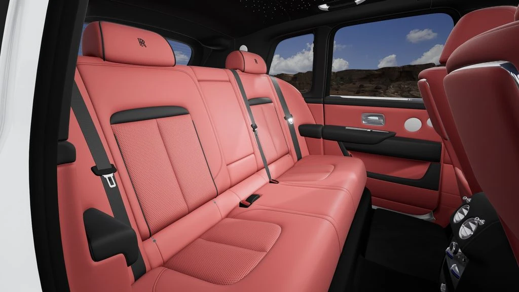 2027 Rolls-Royce Cullinan - Image 8 of 8