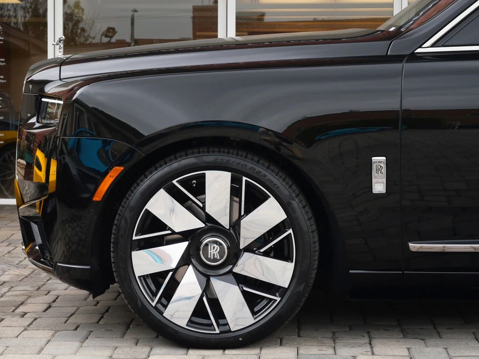 2027 Rolls-Royce Cullinan - Image 12 of 31