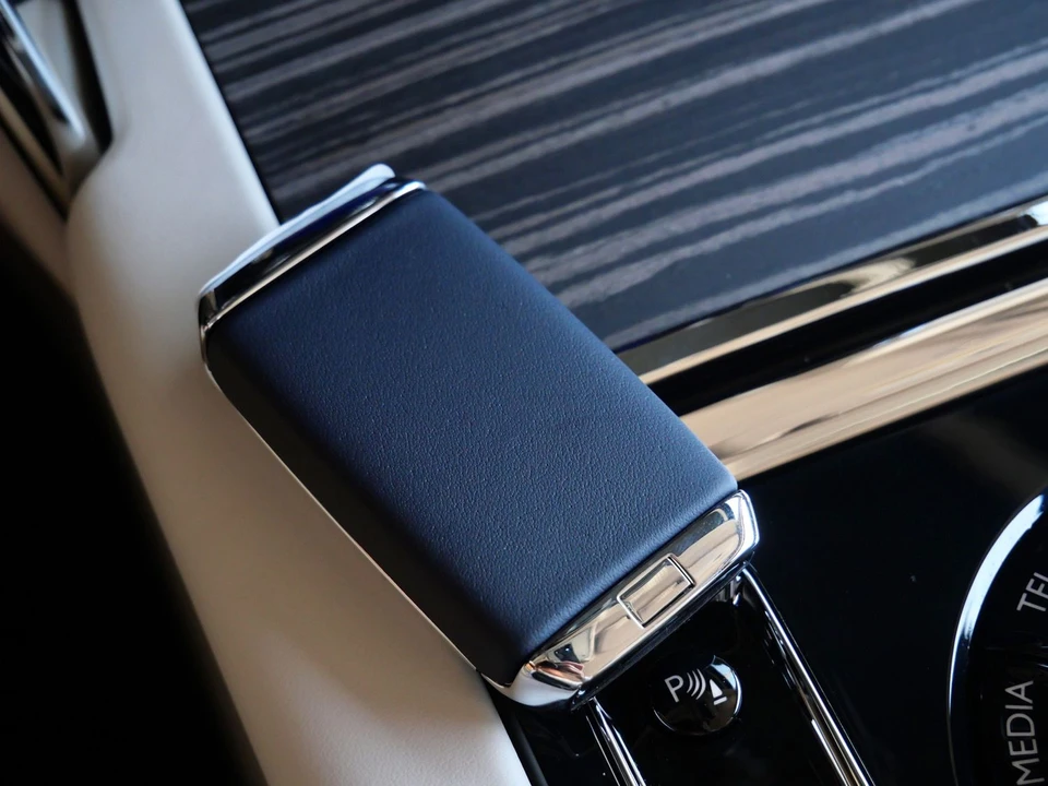 2027 Rolls-Royce Cullinan - Image 15 of 31