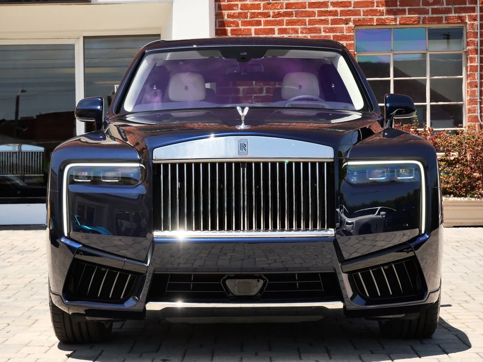 2027 Rolls-Royce Cullinan - Image 5 of 31